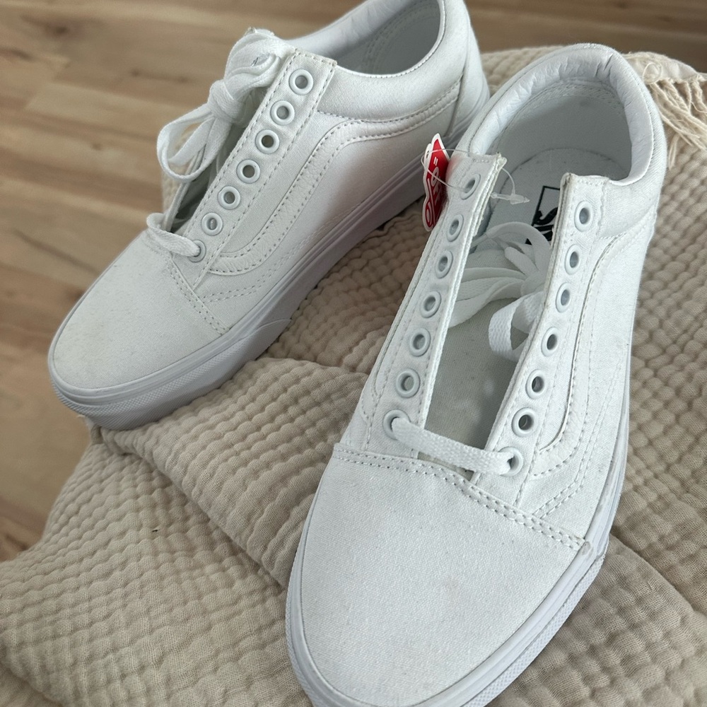BRAND NEW WHITE VANS